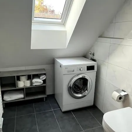 شقة Premium Penthouse Studio - Ac, Laundry, Balcony, Parking زيورخ