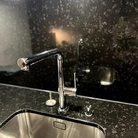 & Modern Penthouse-studio With Balcony & Air-condition Zurich