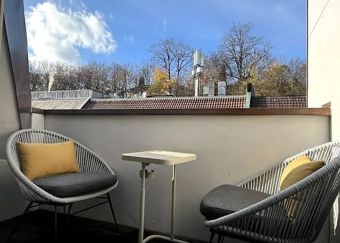 Apartman & Modern Penthouse-studio With Balcony & Air-condition